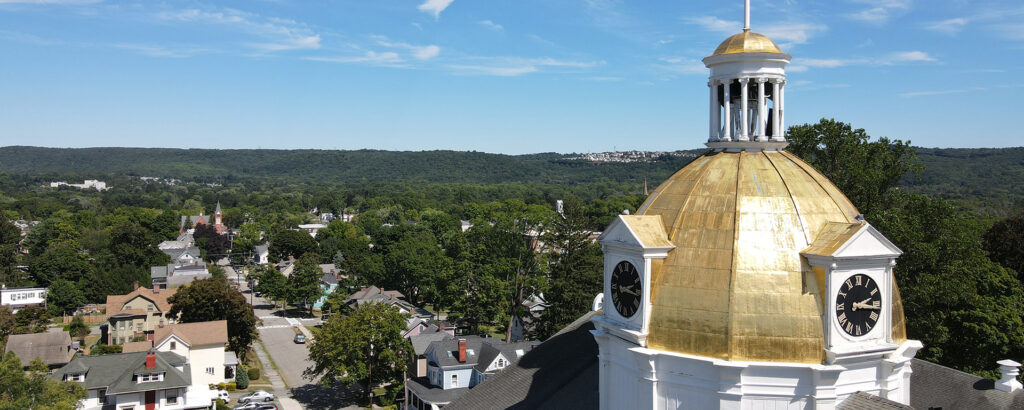 1920X768px_Hero_Sect5_Study_Away Campus Arial