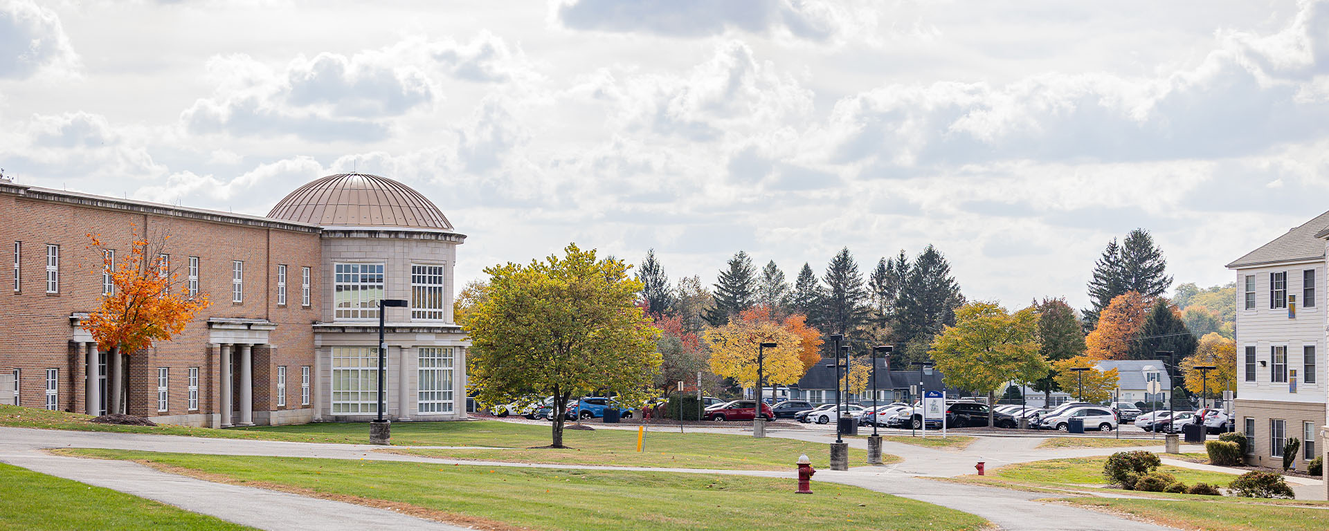 centenary university back of campus during the fall 