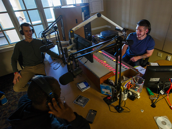 Valley-Forge Transfer Students radio